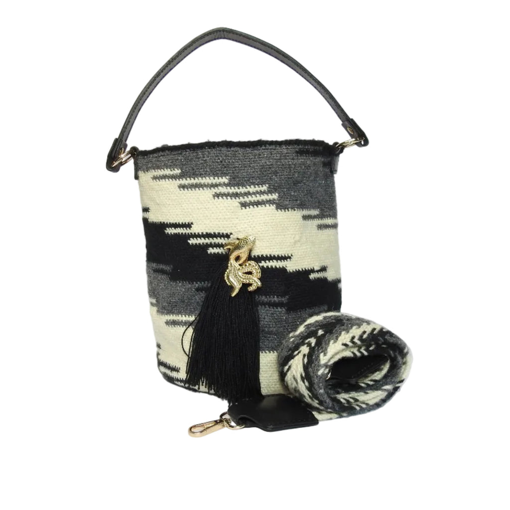Canyon Lines - Sierra Heritage Tierra - handwoven mochila bag